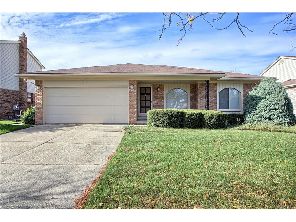 47351 Kathleen Rd, Macomb, MI 48044 photo 1