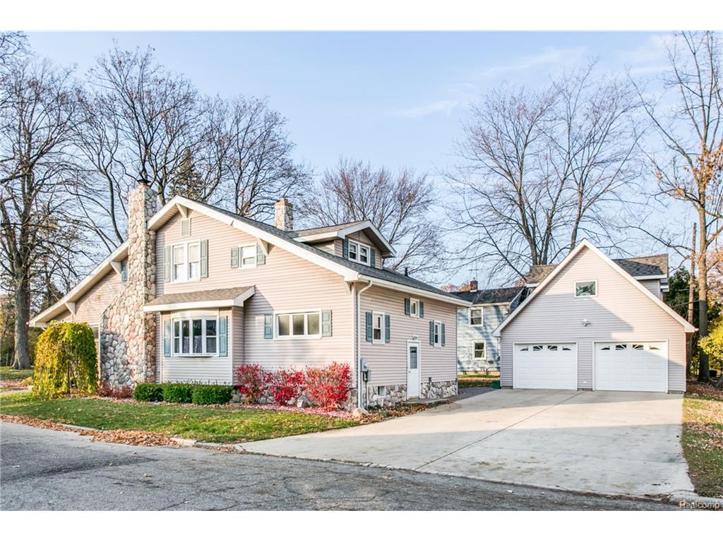 102 N 8th St, Saint Clair, MI 48079 photo 1