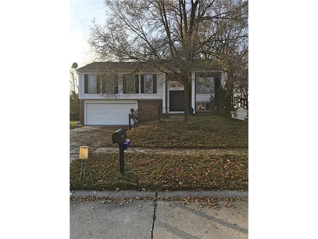 3795 Root Dr, Troy, MI 48083 photo 1