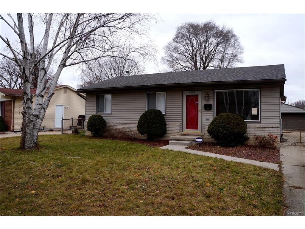 30218 Kipling St, Romulus, MI 48174 photo 1