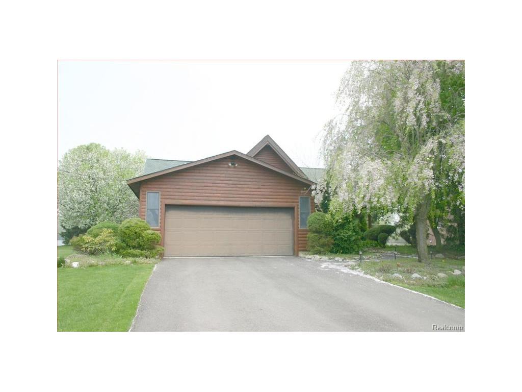 8215 Bunton Rd, Willis, MI 48191 photo 1