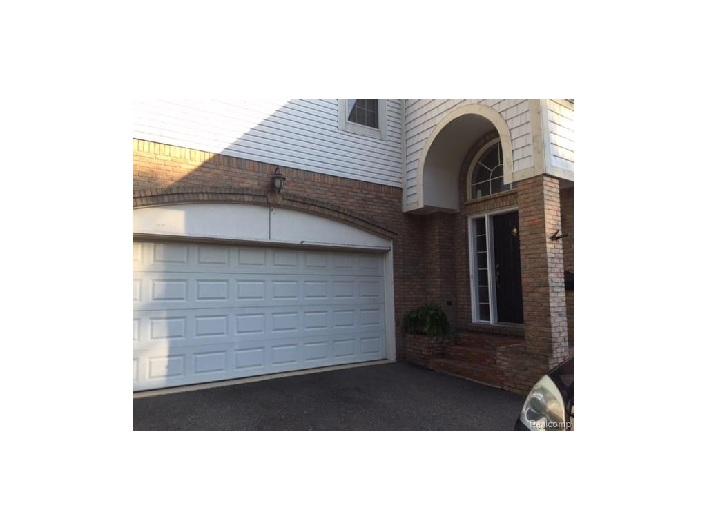 892 Neff Rd #B, Grosse Pointe, MI 48230 photo 1