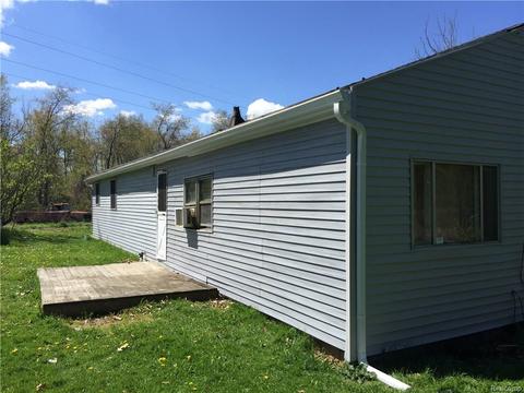 5412 E Clark Rd, Bath, MI 48808 photo 1