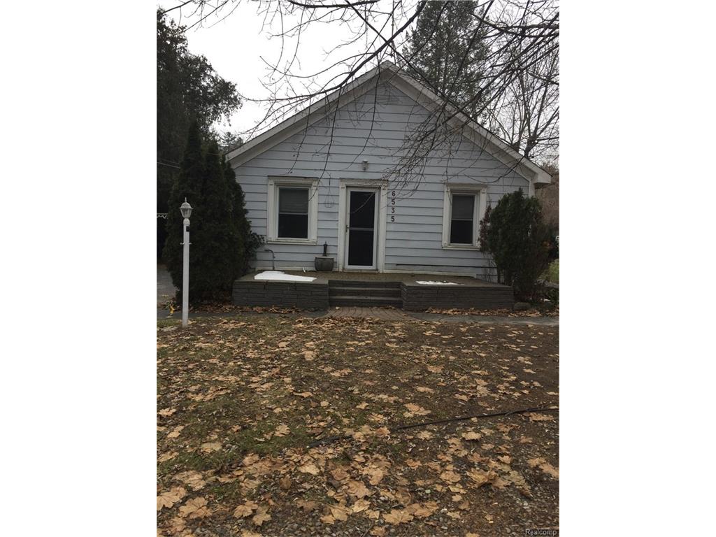 6535 Maple, Clarkston, MI 48346 photo 1