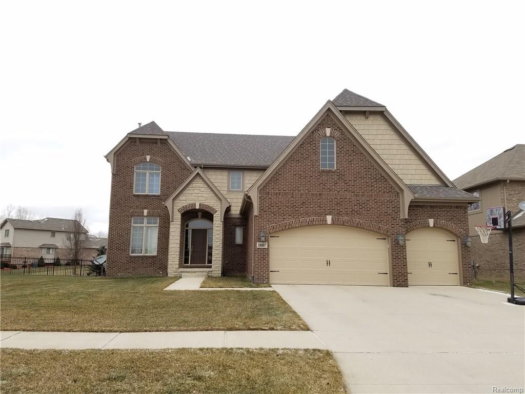 18807 Newbridge, Macomb, MI 48044 photo 1