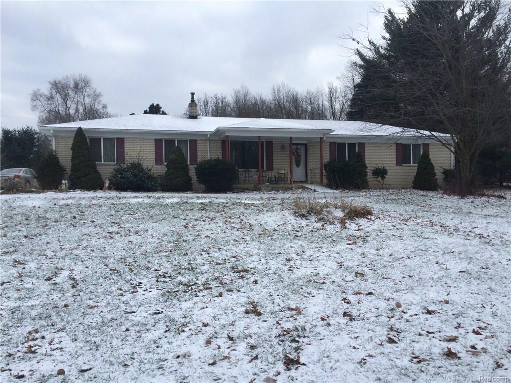 684 E Davis Rd, Howell, MI 48843 photo 1