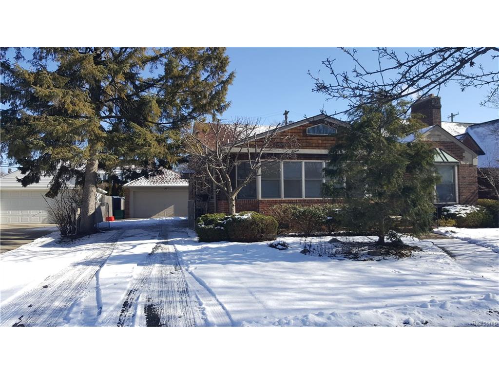 1008 Nottingham Rd, Grosse Pointe Park, MI 48230 photo 1