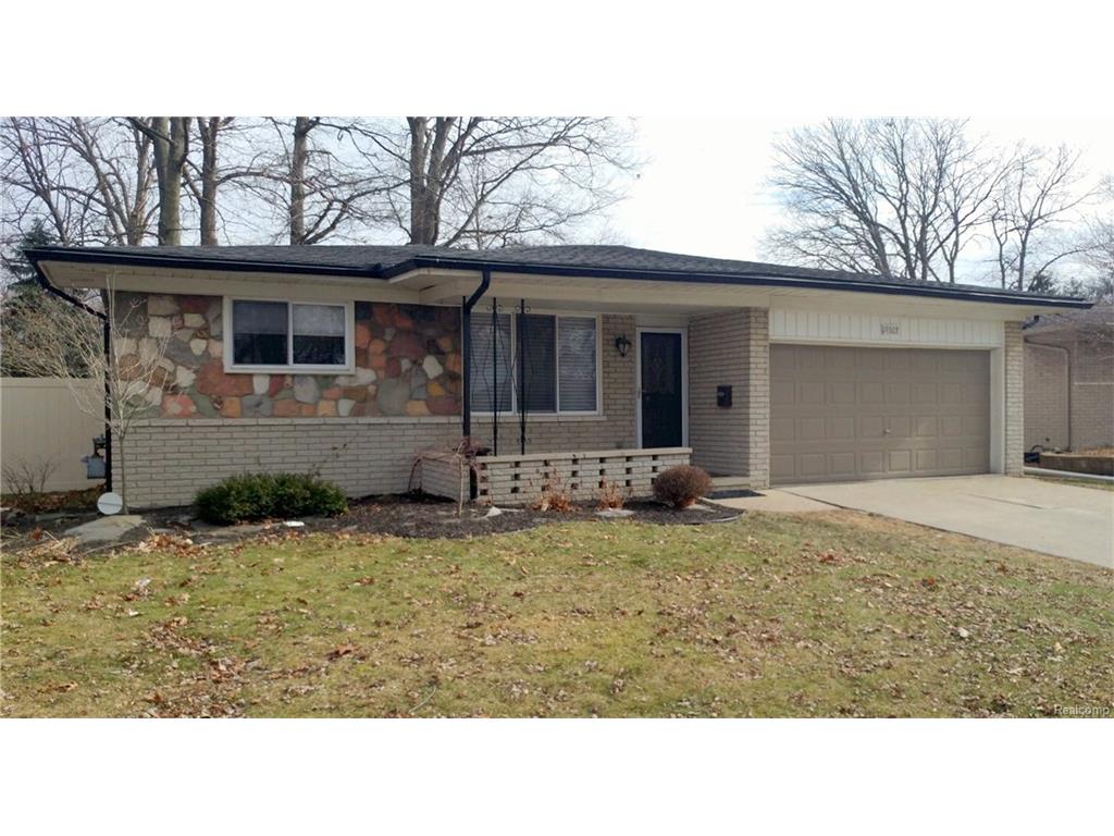19303 Hampton St, Riverview, MI 48193 photo 1