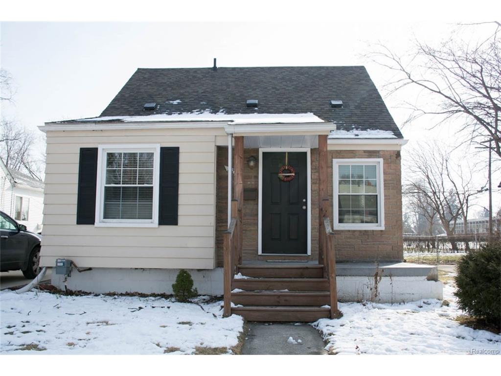 528 Roth Blvd, Clawson, MI 48017 photo 1