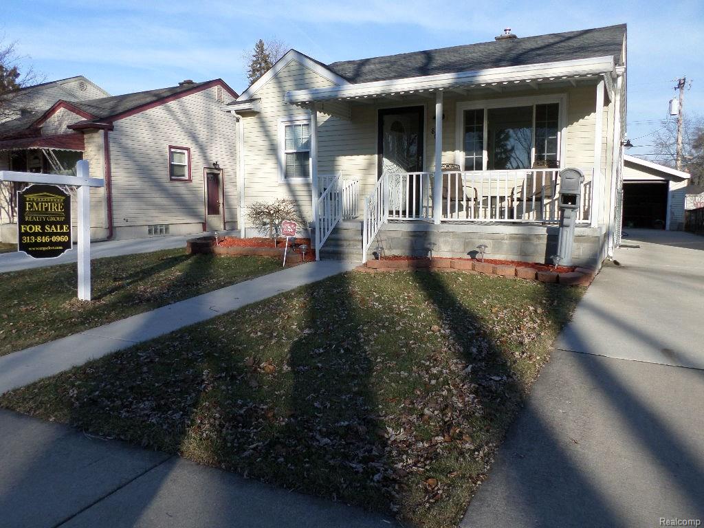 8033 Huron St, Taylor, MI 48180 photo 1