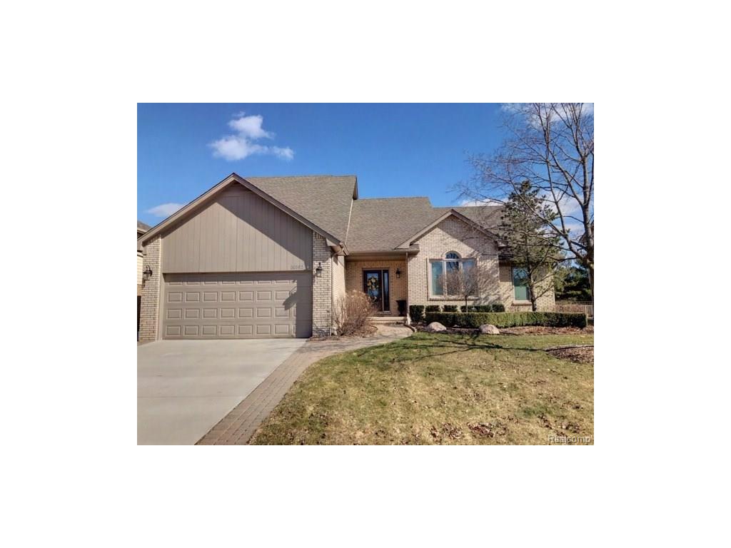 53892 Luzerne Dr, Macomb, MI 48042 photo 1