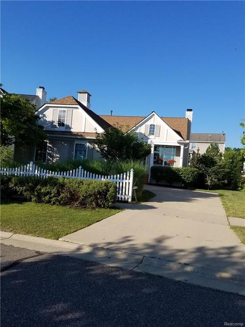 148 Champlain Blvd, Howell, MI 48843 photo 1