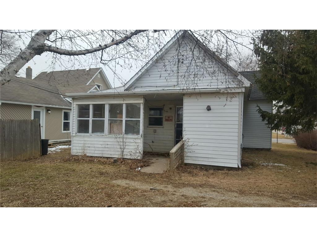 458 Whitelam St, Bad Axe, MI 48413 photo 1