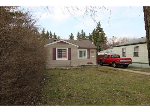 14015 Hendricks Ave, Warren, MI 48089 photo 1