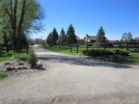 1471 W Sutton Rd, Metamora, MI 48455 photo 1