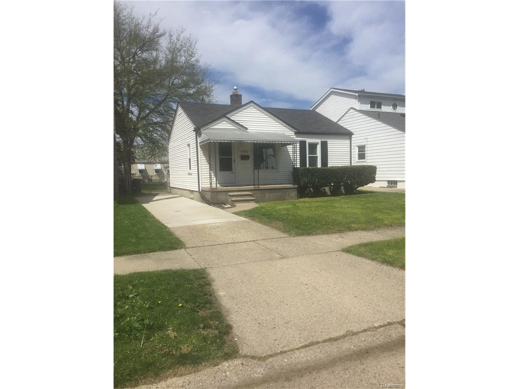 1429 E Maxlow Ave, Hazel Park, MI 48030 photo 1