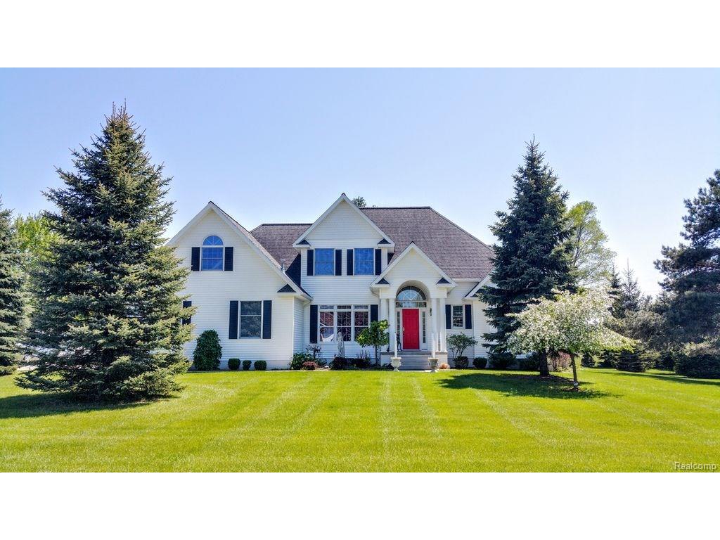 1083 S Collon Dr, Bad Axe, MI 48413 photo 1