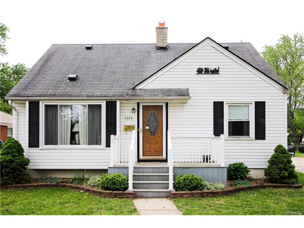 1048 Coolidge Ave, Clawson, MI 48017 photo 1