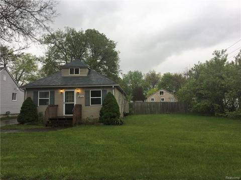 4624 4th St, Clarkston, MI 48346 photo 1