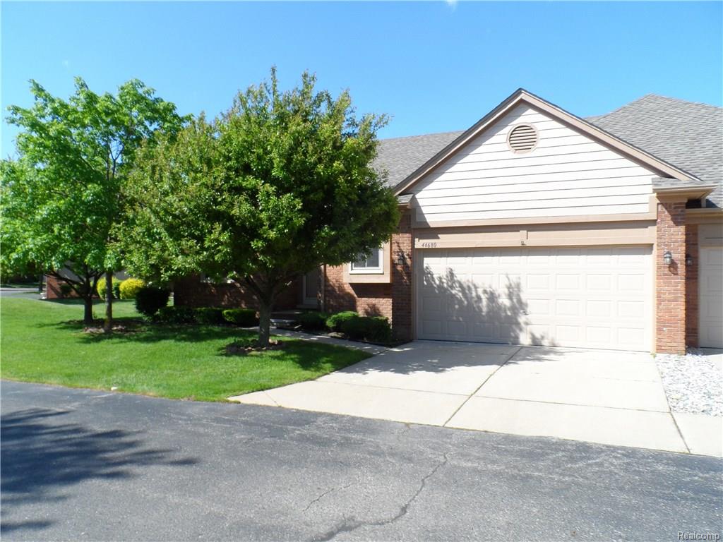 46680 High Meadows Ct, Macomb, MI 48044 photo 1