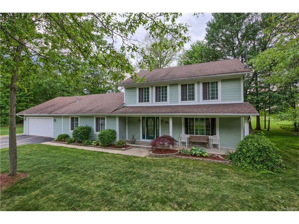 19304 Verna Ln, Romulus, MI 48174 photo 1