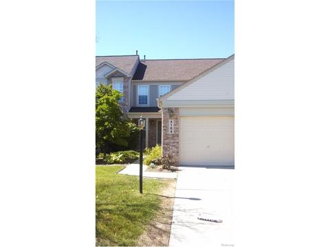 4164 Hunters Cir E, Canton, MI 48188 photo 1