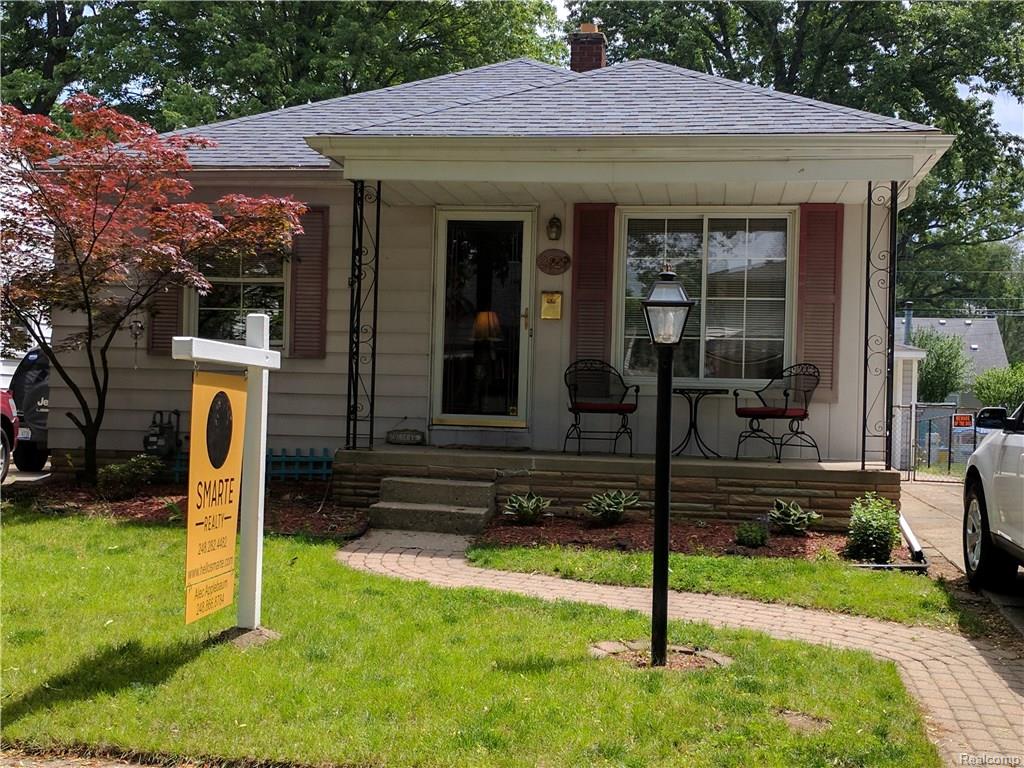 2929 Bennett St, Dearborn, MI 48124 photo 1