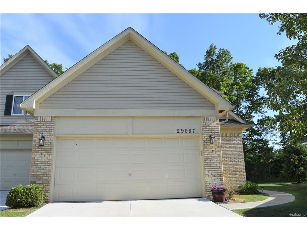 29687 Reed Dr, Flat Rock, MI 48134 photo 1