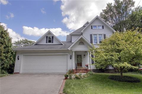 1823 River Rd N, St Clair Twp, MI 48079 photo 1
