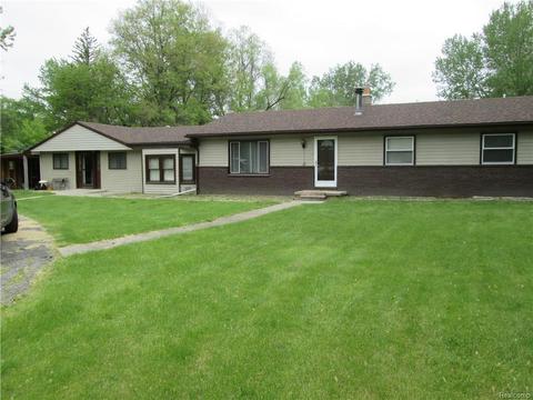 28938 King Rd, Romulus, MI 48174 photo 1