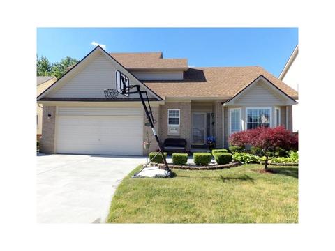 13914 Perry Pl, Riverview, MI 48193 photo 1