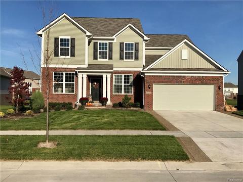 49628 Cranbrook Dr, Macomb Twp, MI 48044 photo 1