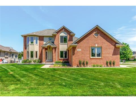 48210 Adams Dr, Macomb, MI 48044 photo 1