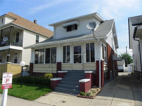 9454 Charest St, Hamtramck, MI 48212 photo 1