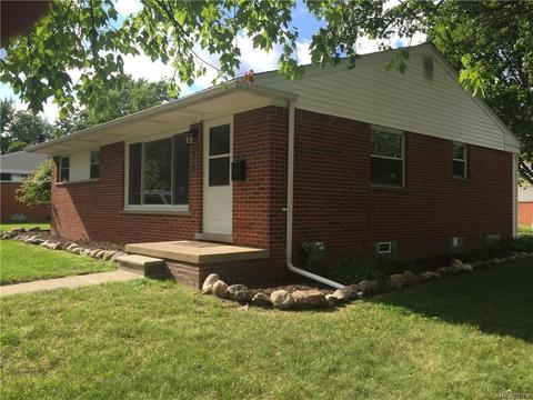 910 W Stephen Ave, Clawson, MI 48017 photo 1