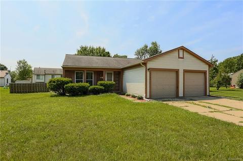 6765 Ardsley Dr, Canton, MI 48187 photo 1