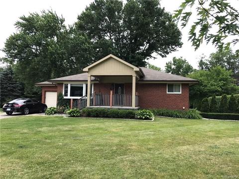 115 Stark Rd, Rochester Hills, MI 48307 photo 1