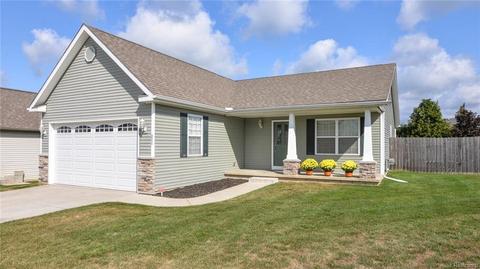 311 Cimarron Dr, Howell, MI 48855 photo 1