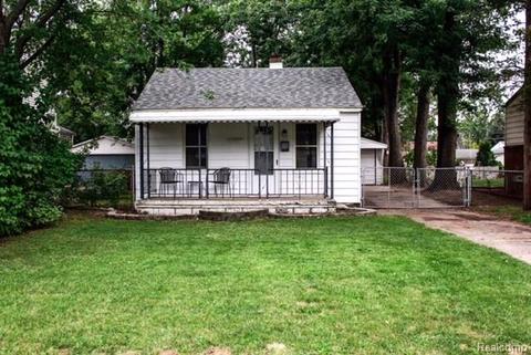 35223 Glover St, Wayne, MI 48184 photo 1