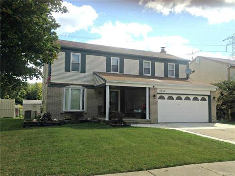 2145 E Roundtable Dr, Canton, MI 48188 photo 1