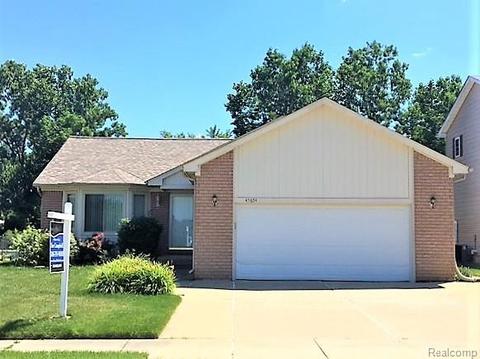 45674 Lone Pine Ln, Macomb, MI 48044 photo 1