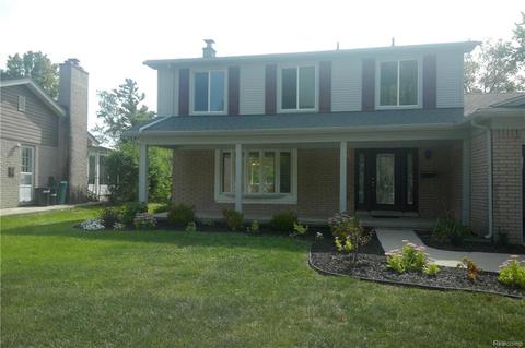 15043 Old Town Dr, Riverview, MI 48193 photo 1
