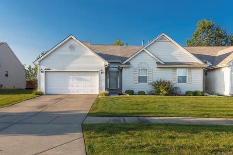 31776 Augusta Dr, Romulus, MI 48174 photo 1
