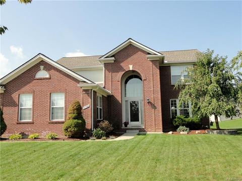 27962 S Mockingbird Dr, Flat Rock, MI 48134 photo 1