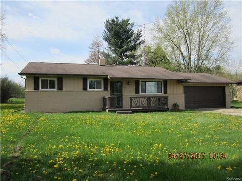 3455 Erhardt Dr, Mount Morris, MI 48458 photo 1