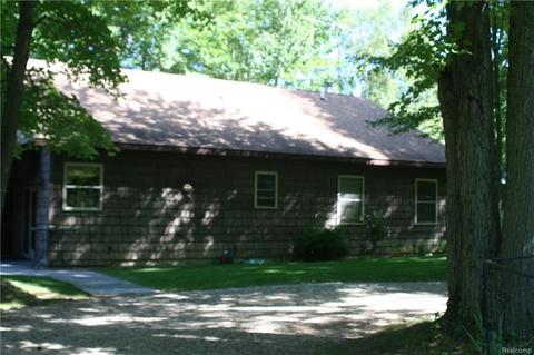3355 Deerfield Ln, Lupton, MI 48635 photo 1