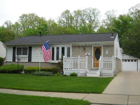 9729 Michael Dr, Romulus, MI 48174 photo 1