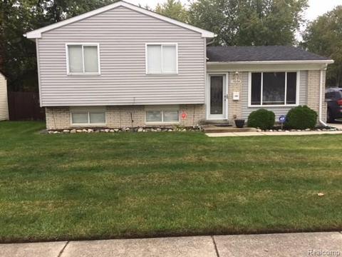 15094 Harrison St, Romulus, MI 48174 photo 1