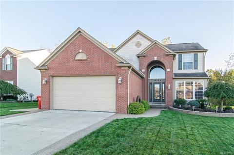 18784 Brighton Dr, Macomb, MI 48042 photo 1