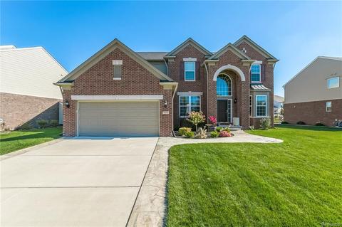 49554 Tottenham Ln, Macomb, MI 48044 photo 1